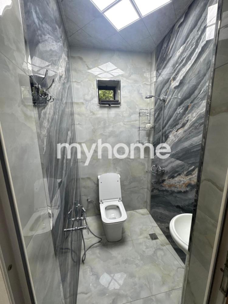 Qəbələ şəhəri 180m² həyət evi kirayə verilir