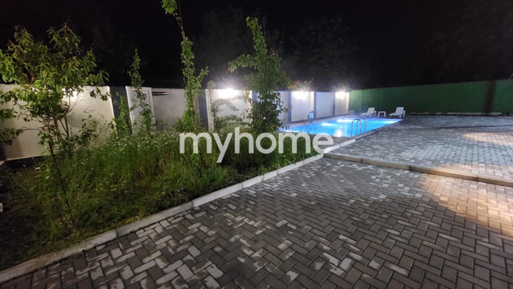 Qəbələ şəhərində 180m² həyət evi kirayə verilir Qəbələ şəhərində 180m² həyət evi kirayə verilir