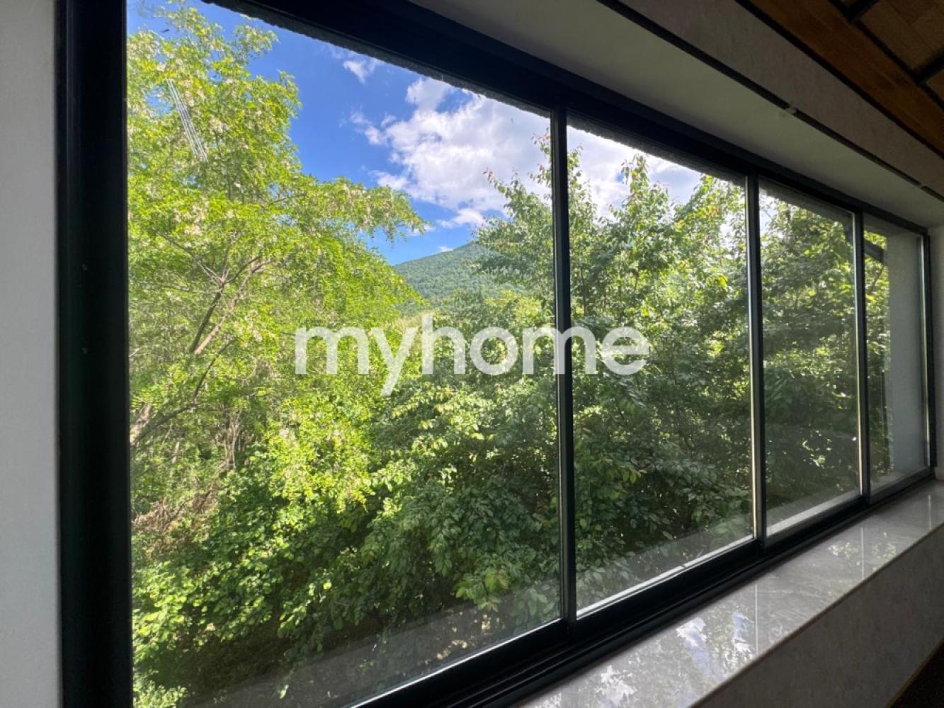 Qəbələ şəhərində 180m² həyət evi kirayə verilir Qəbələ şəhərində 180m² həyət evi kirayə verilir
