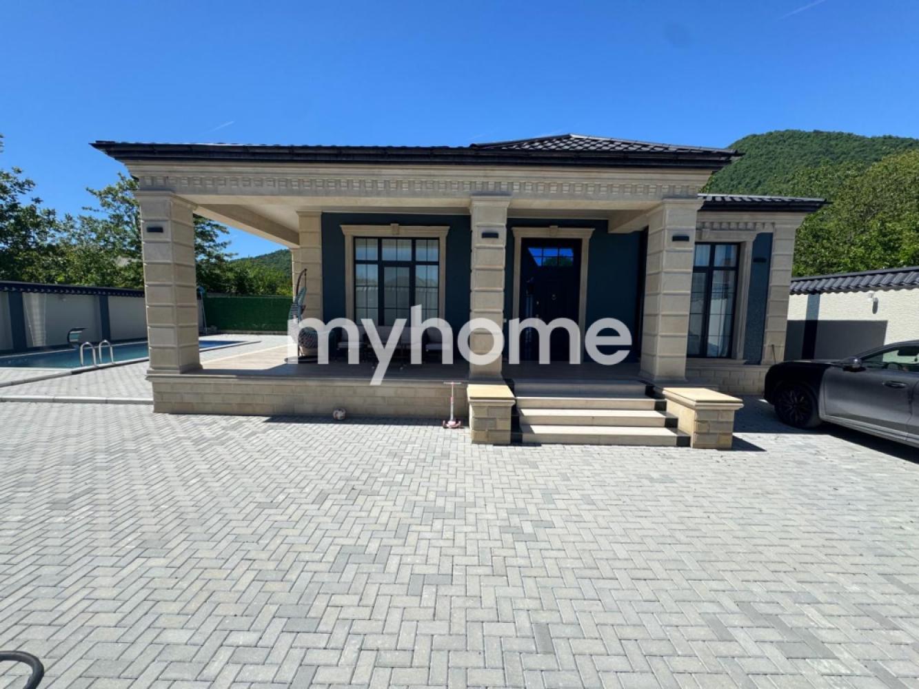Qəbələ şəhərində 180m² həyət evi kirayə verilir Qəbələ şəhərində 180m² həyət evi kirayə verilir