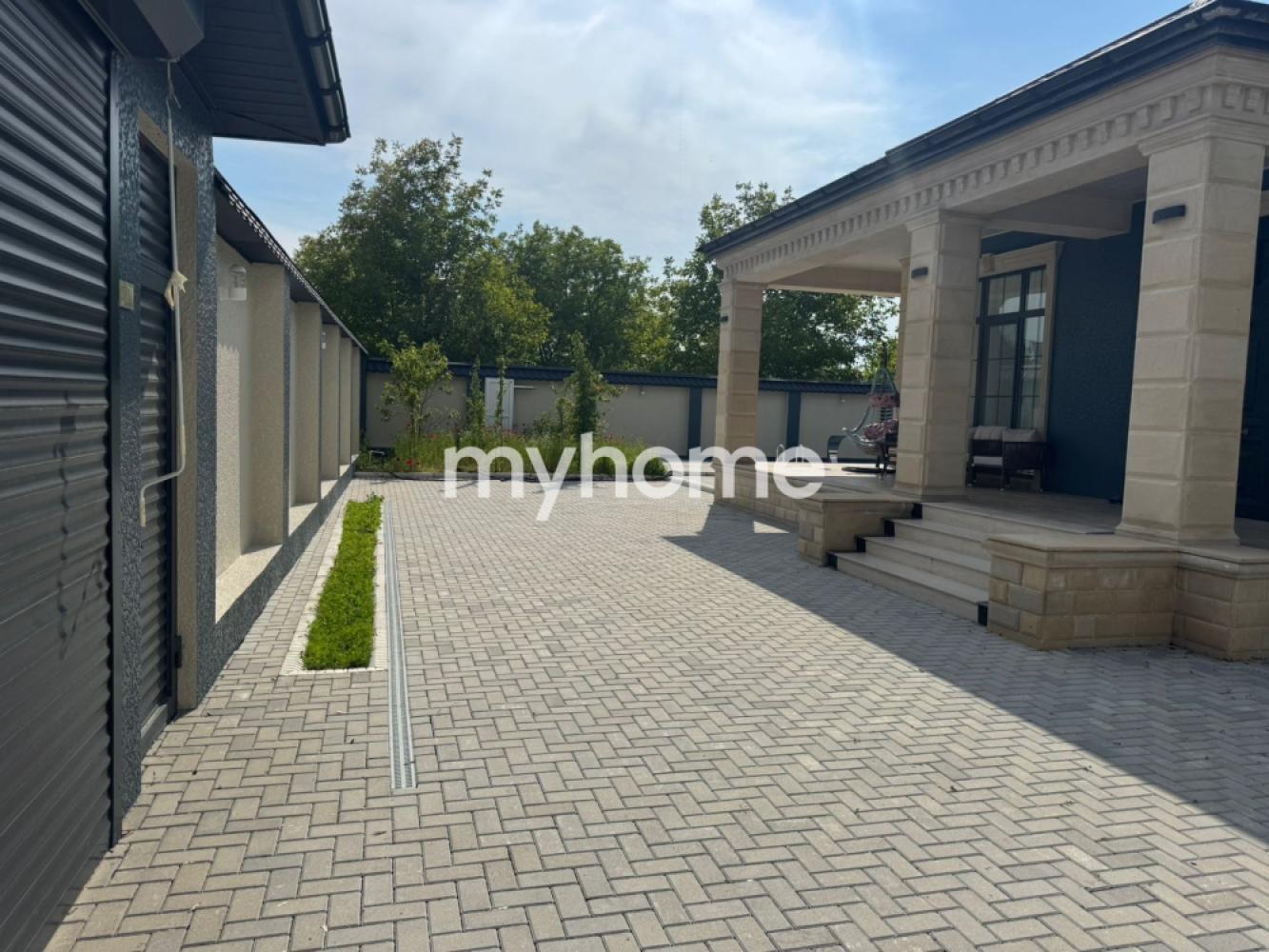 Qəbələ şəhərində 180m² həyət evi kirayə verilir Qəbələ şəhərində 180m² həyət evi kirayə verilir