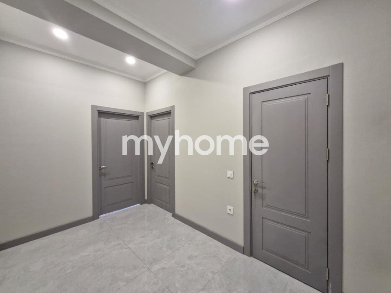 7-ci mikrorayon qəsəbəsi 60m² mənzil satılır