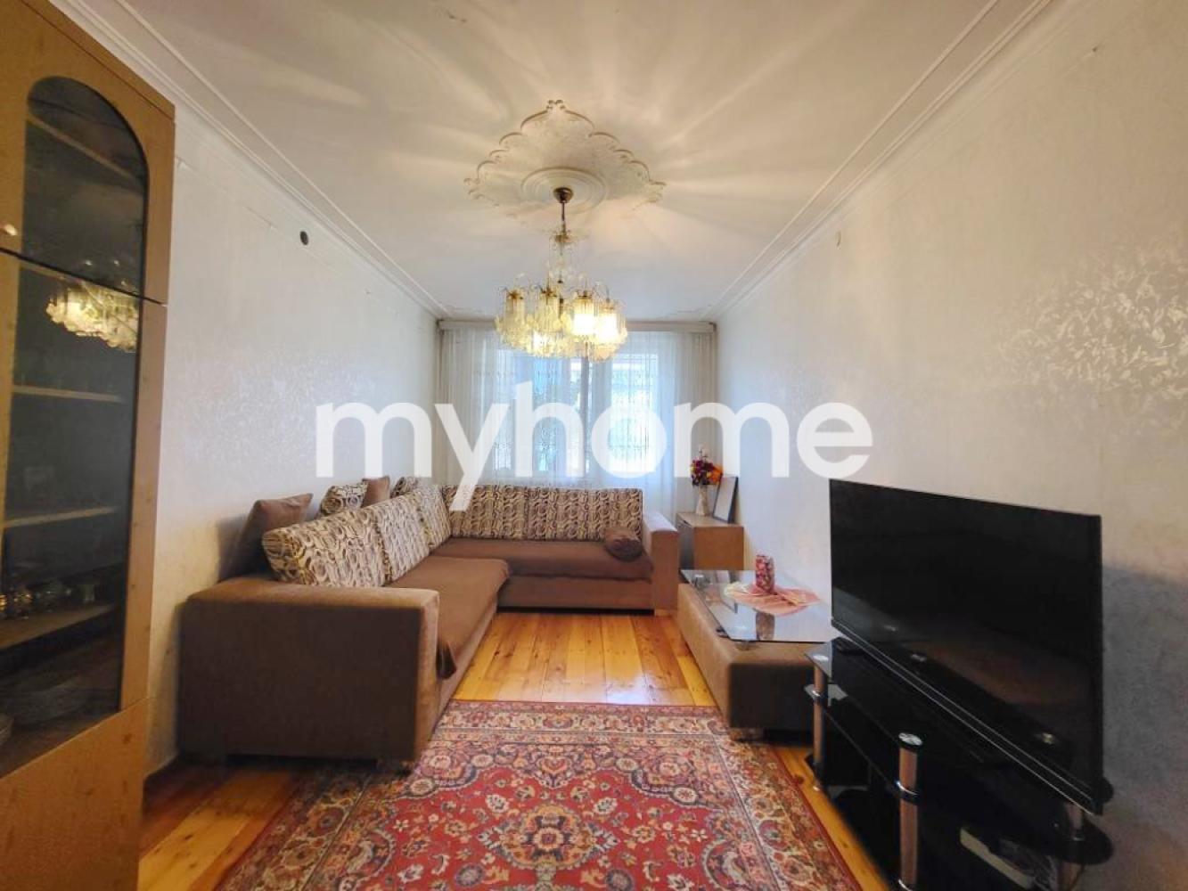 Binəqədi qəsəbəsi 100m² mənzil kirayə verilir