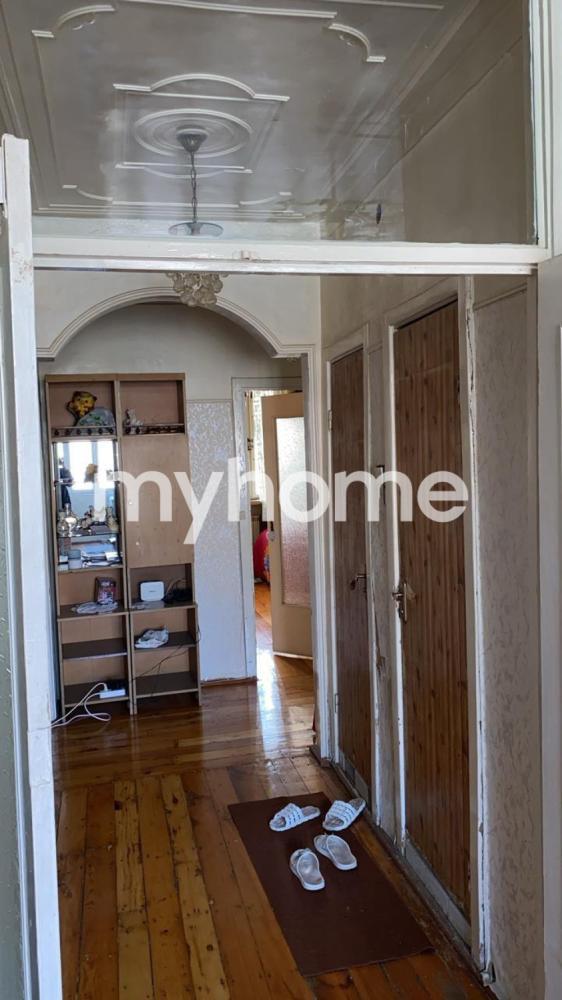 Binəqədi qəsəbəsi 100m² mənzil kirayə verilir