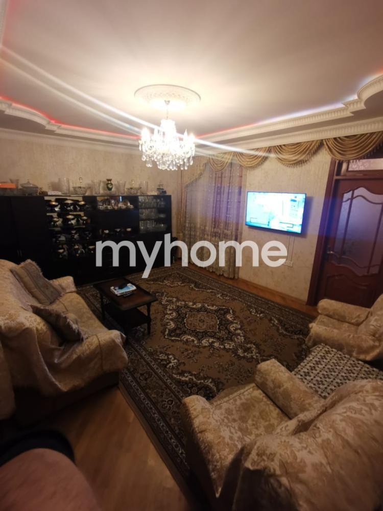 M.Ə. Rəsulzadə qəsəbəsi 120m² mənzil kirayə verilir