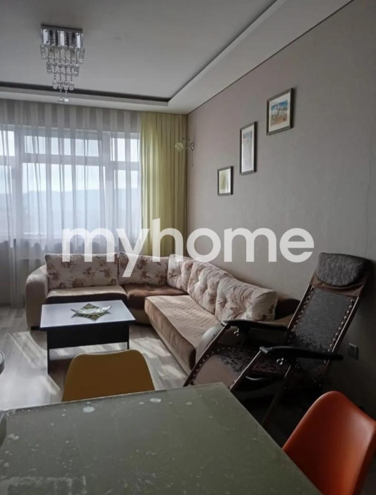 Biləcəri qəsəbəsi 84m² mənzil satılır