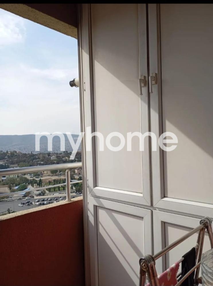 Biləcəri qəsəbəsi 84m² mənzil satılır
