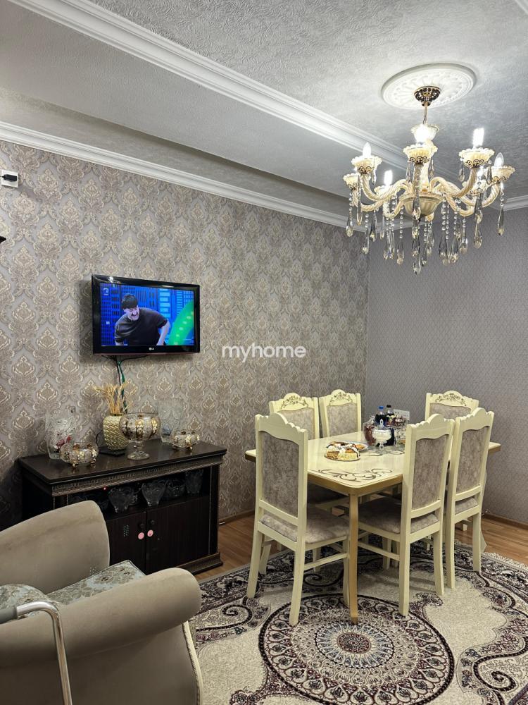 Xırdalan şəhəri 70m² mənzil satılır