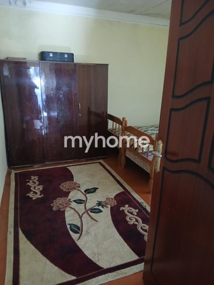 Qaraçuxur qəsəbəsində 80m² həyət evi kirayə verilir Qaraçuxur qəsəbəsində 80m² həyət evi kirayə verilir