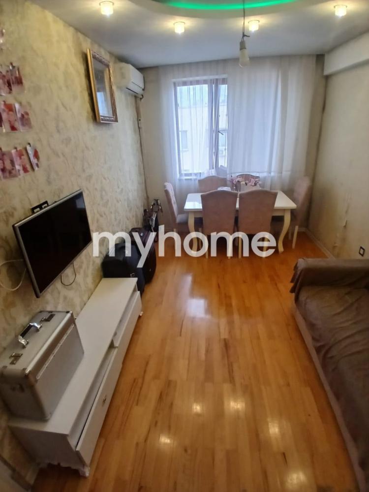 Xırdalan şəhəri 46m² mənzil satılır