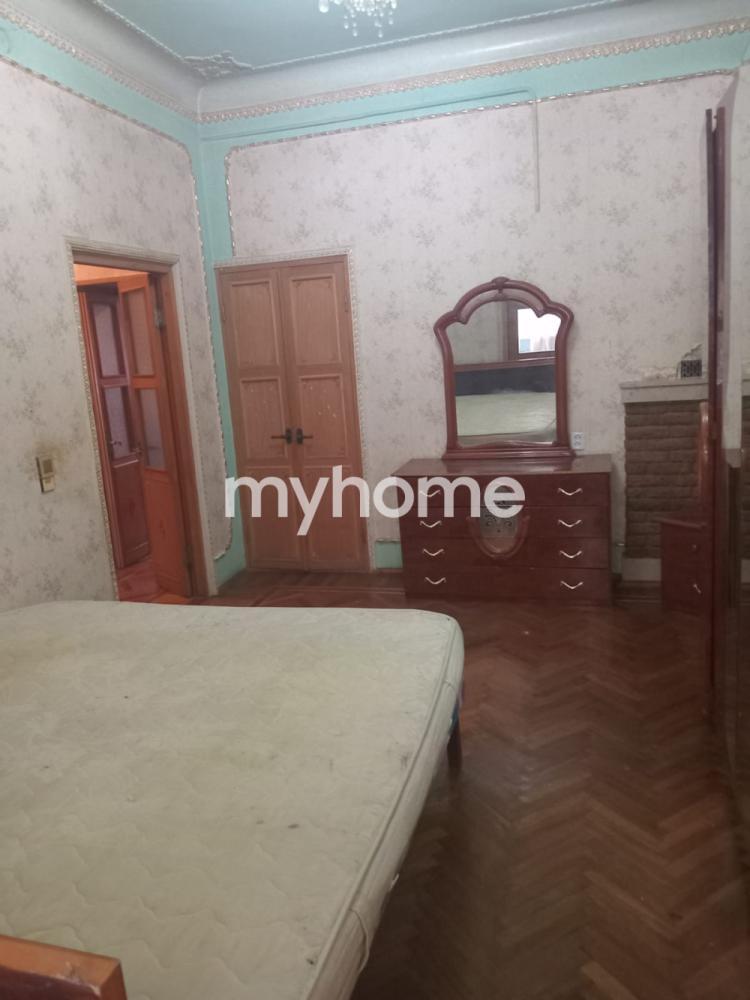 Böyükşor qəsəbəsində 90m² mənzil kirayə verilir Böyükşor qəsəbəsində 90m² mənzil kirayə verilir