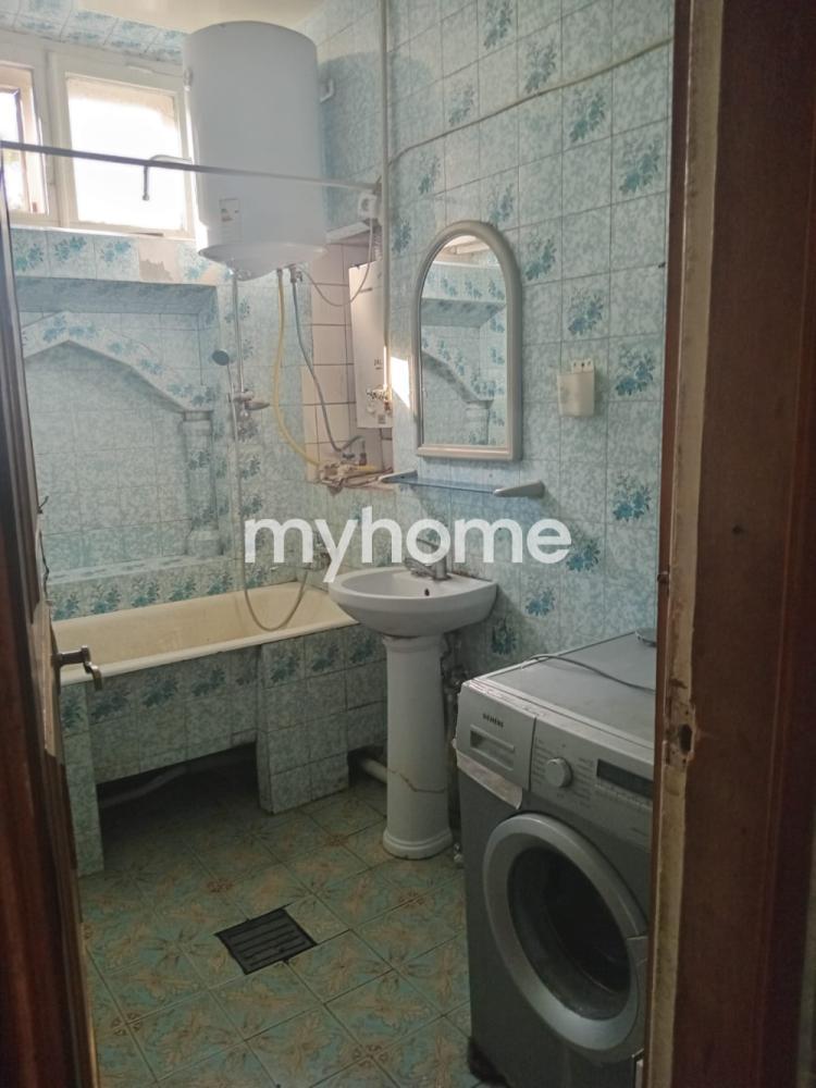 Böyükşor qəsəbəsi 90m² mənzil kirayə verilir