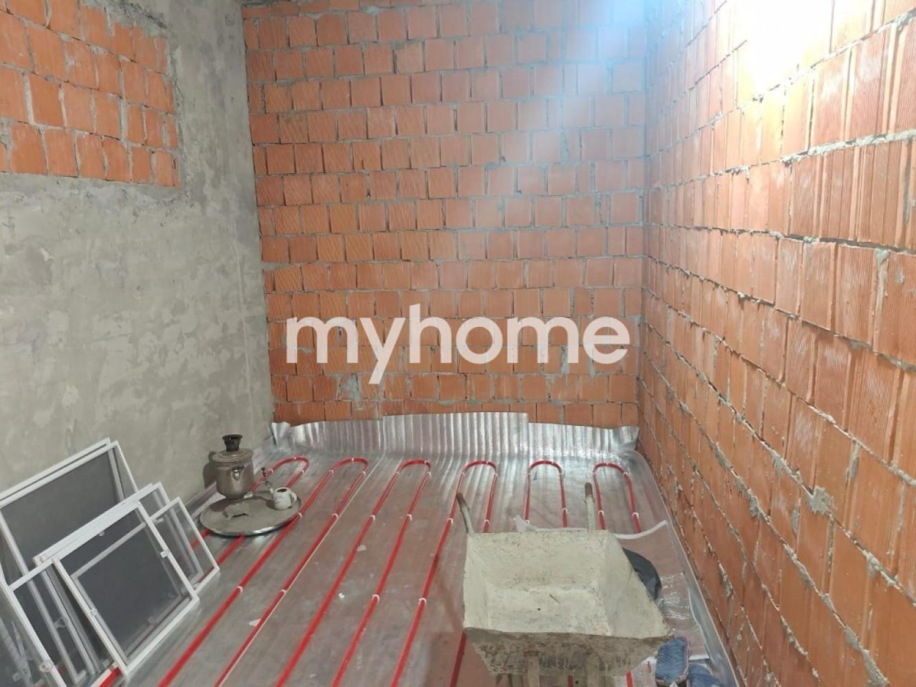 Qəbələ şəhərində 470m² obyekt satılır Qəbələ şəhərində 470m² obyekt satılır