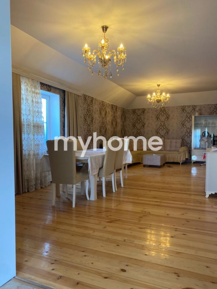 Əmircan qəsəbəsi 190m² həyət evi satılır