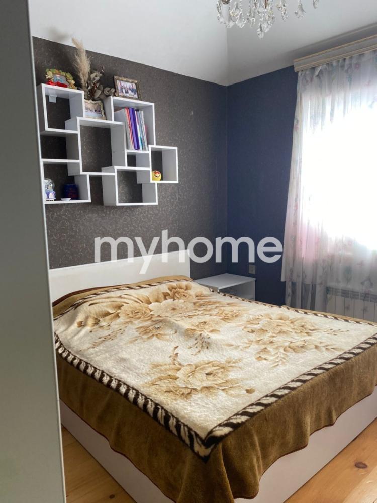Əmircan qəsəbəsində 190m² həyət evi satılır Əmircan qəsəbəsində 190m² həyət evi satılır