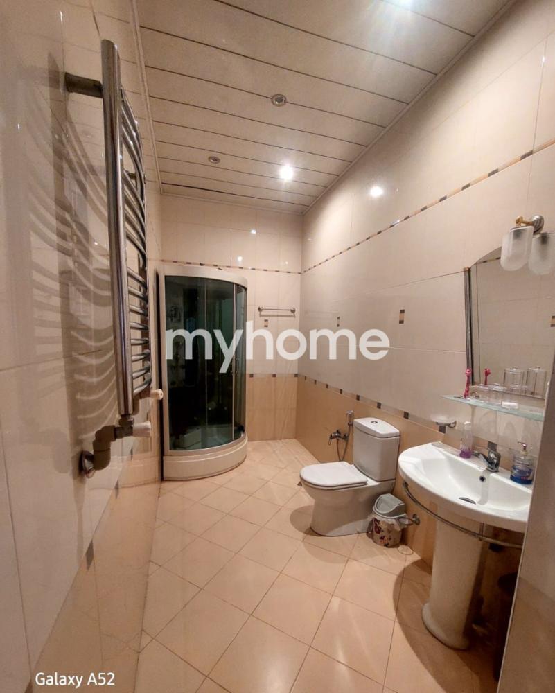 Binəqədi rayonunda 252m² həyət evi satılır Binəqədi rayonunda 252m² həyət evi satılır