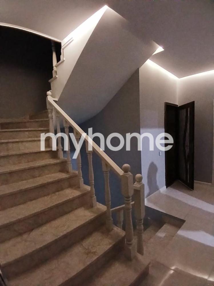 Xırdalan şəhərində 250m² həyət evi kirayə verilir Xırdalan şəhərində 250m² həyət evi kirayə verilir
