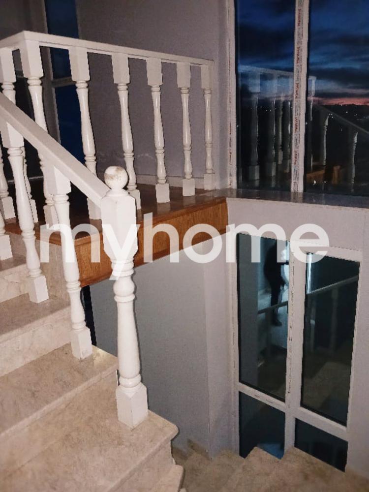 Xırdalan şəhəri 250m² həyət evi kirayə verilir
