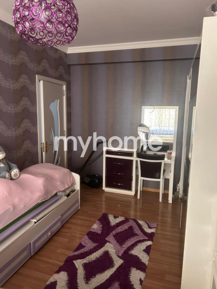 Xırdalan şəhəri 70m² mənzil satılır