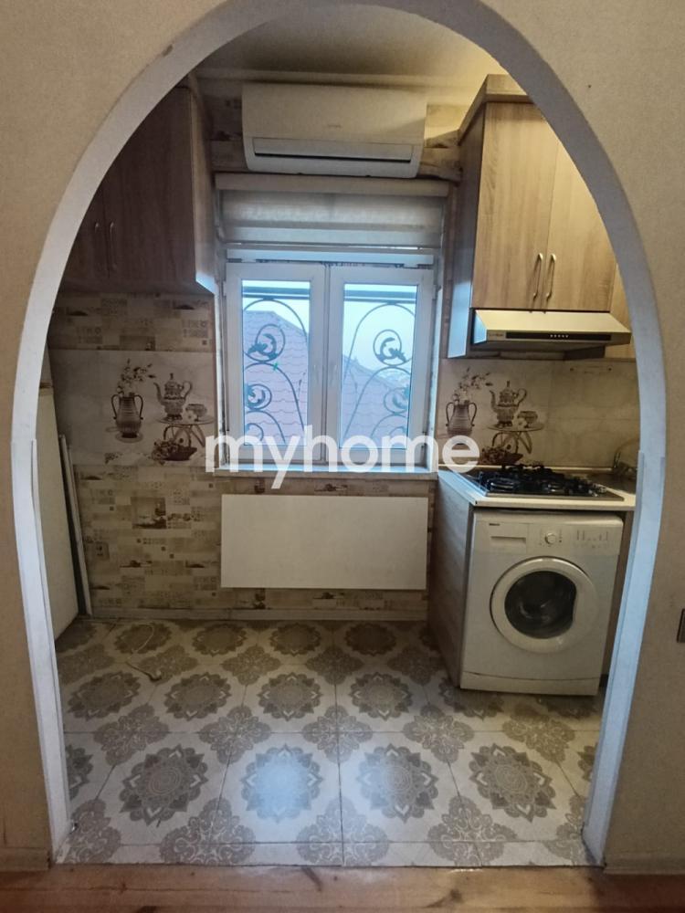 Masazır qəsəbəsi 40m² mənzil satılır