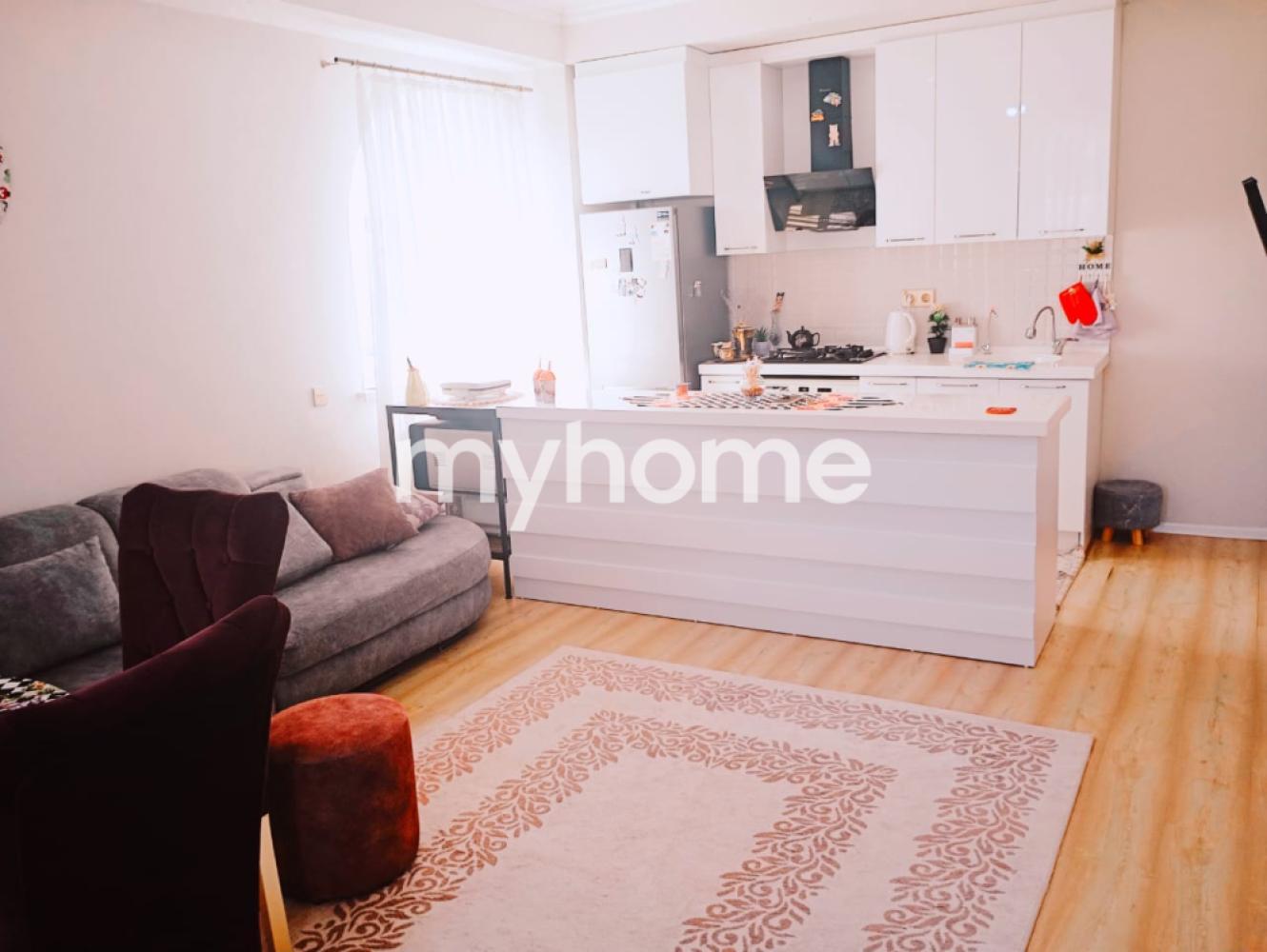 Masazır qəsəbəsi 81m² mənzil satılır