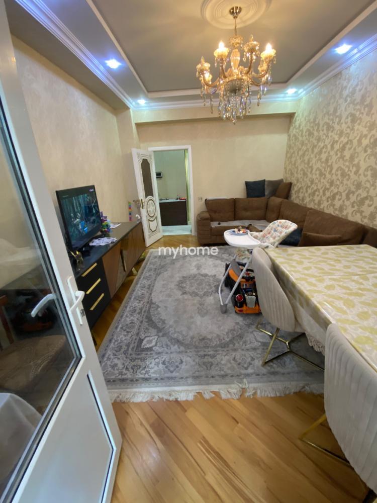 Masazır qəsəbəsi 73m² mənzil satılır