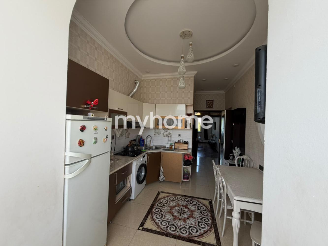Bakıxanov qəsəbəsində 56m² mənzil satılır Bakıxanov qəsəbəsində 56m² mənzil satılır