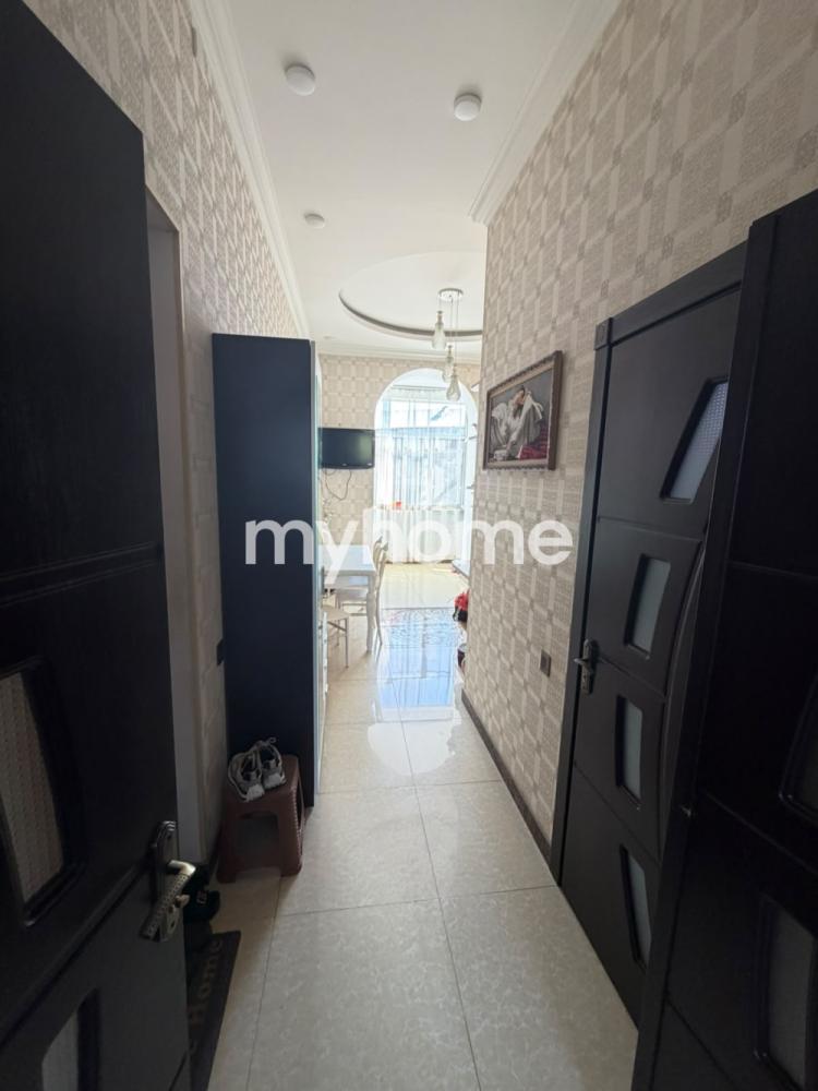 Bakıxanov qəsəbəsində 56m² mənzil satılır Bakıxanov qəsəbəsində 56m² mənzil satılır