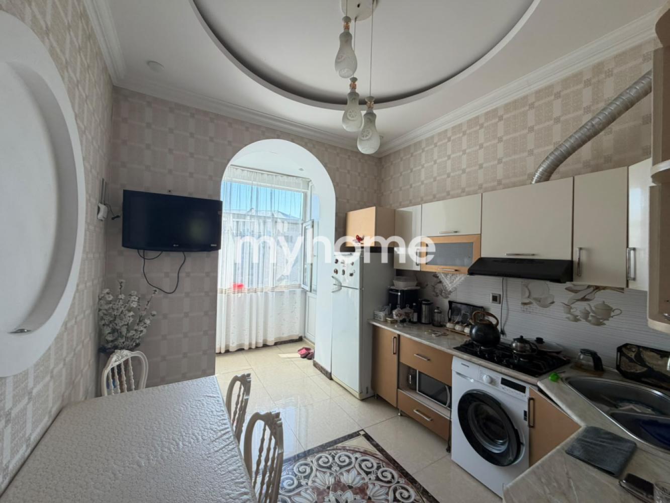 Bakıxanov qəsəbəsində 56m² mənzil satılır Bakıxanov qəsəbəsində 56m² mənzil satılır