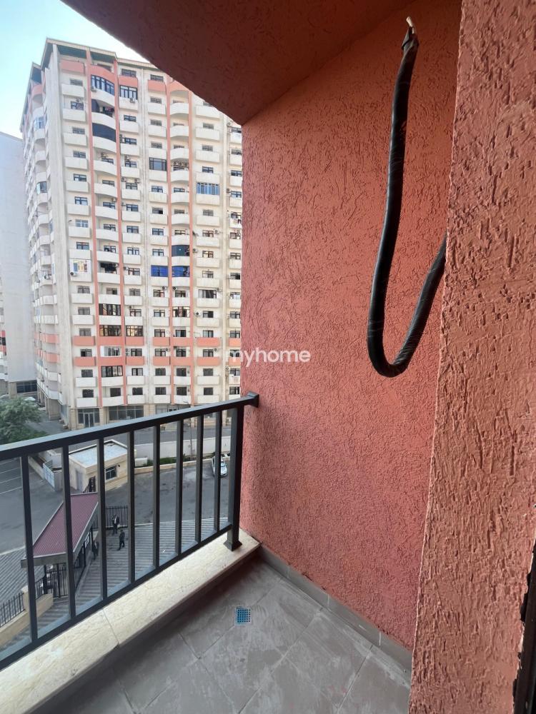 7-ci mikrorayon qəsəbəsi 64m² mənzil satılır