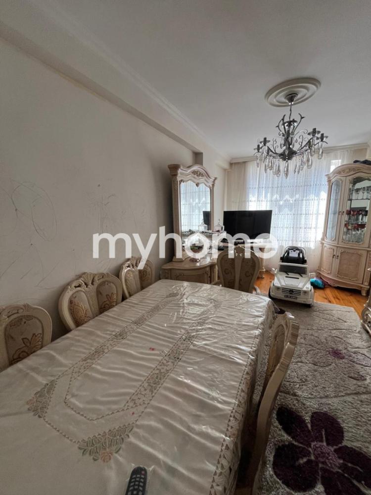 Xırdalan şəhəri 85m² mənzil satılır