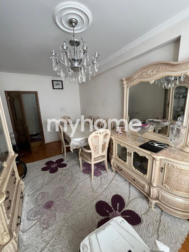 Xırdalan şəhəri 85m² mənzil satılır