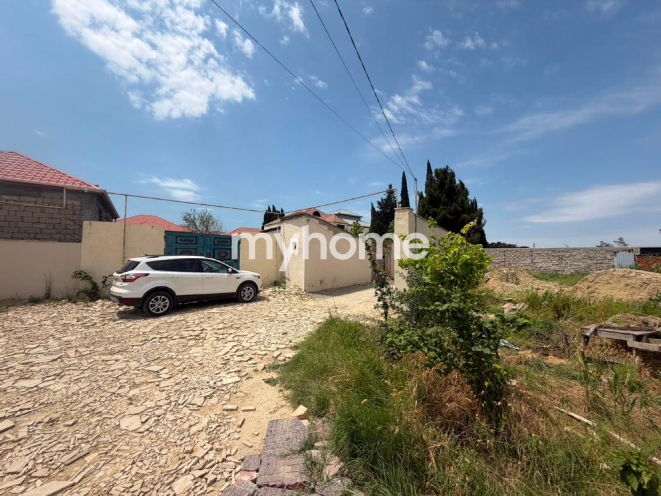 Bakıxanov qəsəbəsində 110m² həyət evi satılır Bakıxanov qəsəbəsində 110m² həyət evi satılır