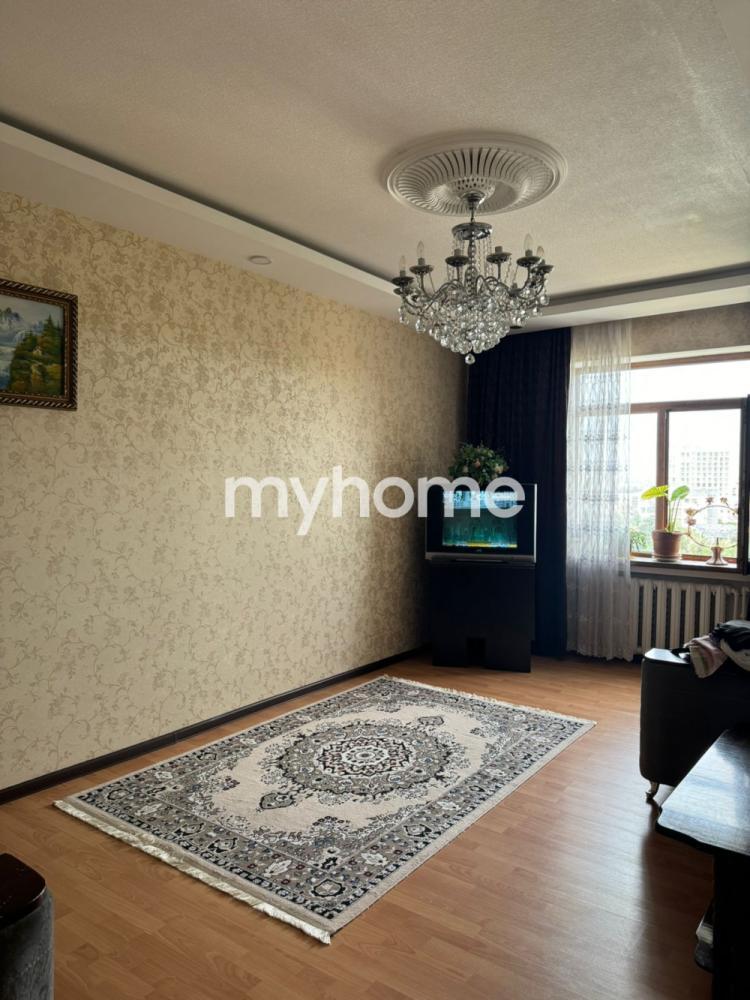 Bakıxanov qəsəbəsi 70m² mənzil satılır
