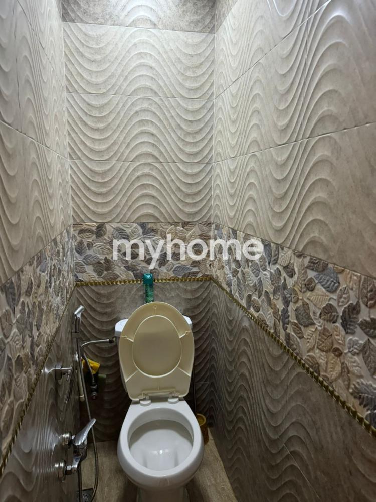 Bakıxanov qəsəbəsində 70m² mənzil satılır Bakıxanov qəsəbəsində 70m² mənzil satılır