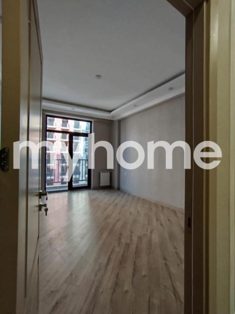 7-ci mikrorayon qəsəbəsi 61m² mənzil satılır