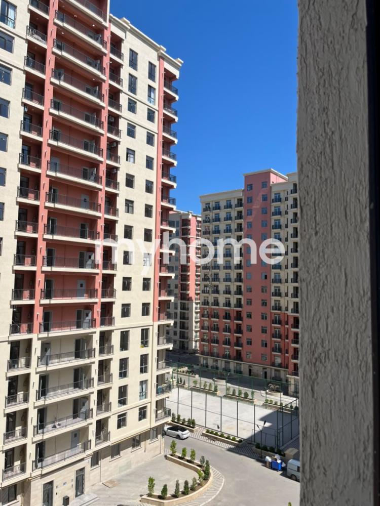 7-ci mikrorayon qəsəbəsi 61m² mənzil satılır