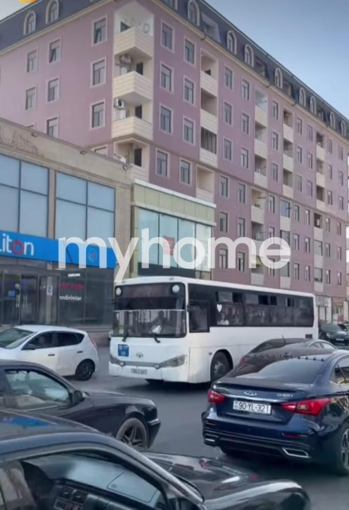 Masazır qəsəbəsi 68m² mənzil satılır