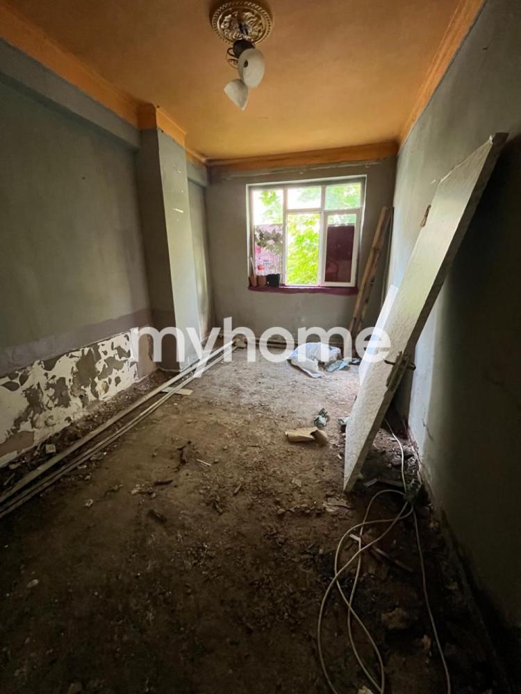Xırdalan şəhəri 50m² mənzil satılır