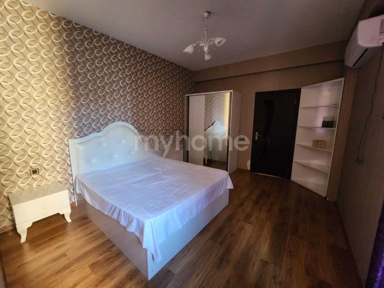 Bakı şəhəri 70m² mənzil kirayə verilir