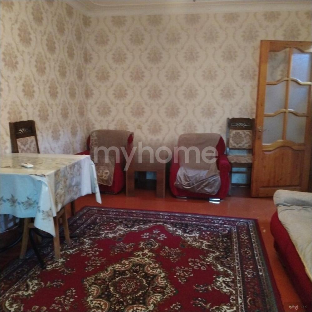 Bakı şəhəri 38m² mənzil kirayə verilir