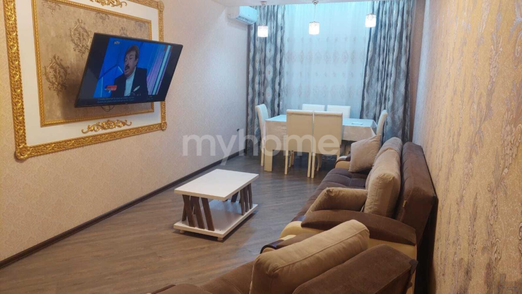 Bakı şəhəri 60m² mənzil kirayə verilir