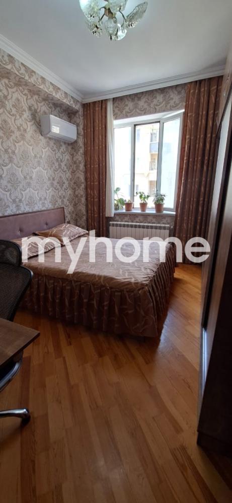 Masazır qəsəbəsində 74m² mənzil satılır Masazır qəsəbəsində 74m² mənzil satılır
