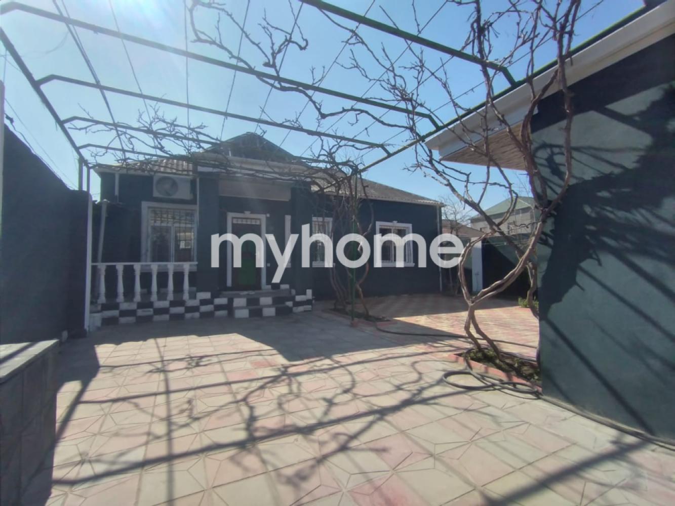 Buzovna qəsəbəsi 100m² həyət evi satılır