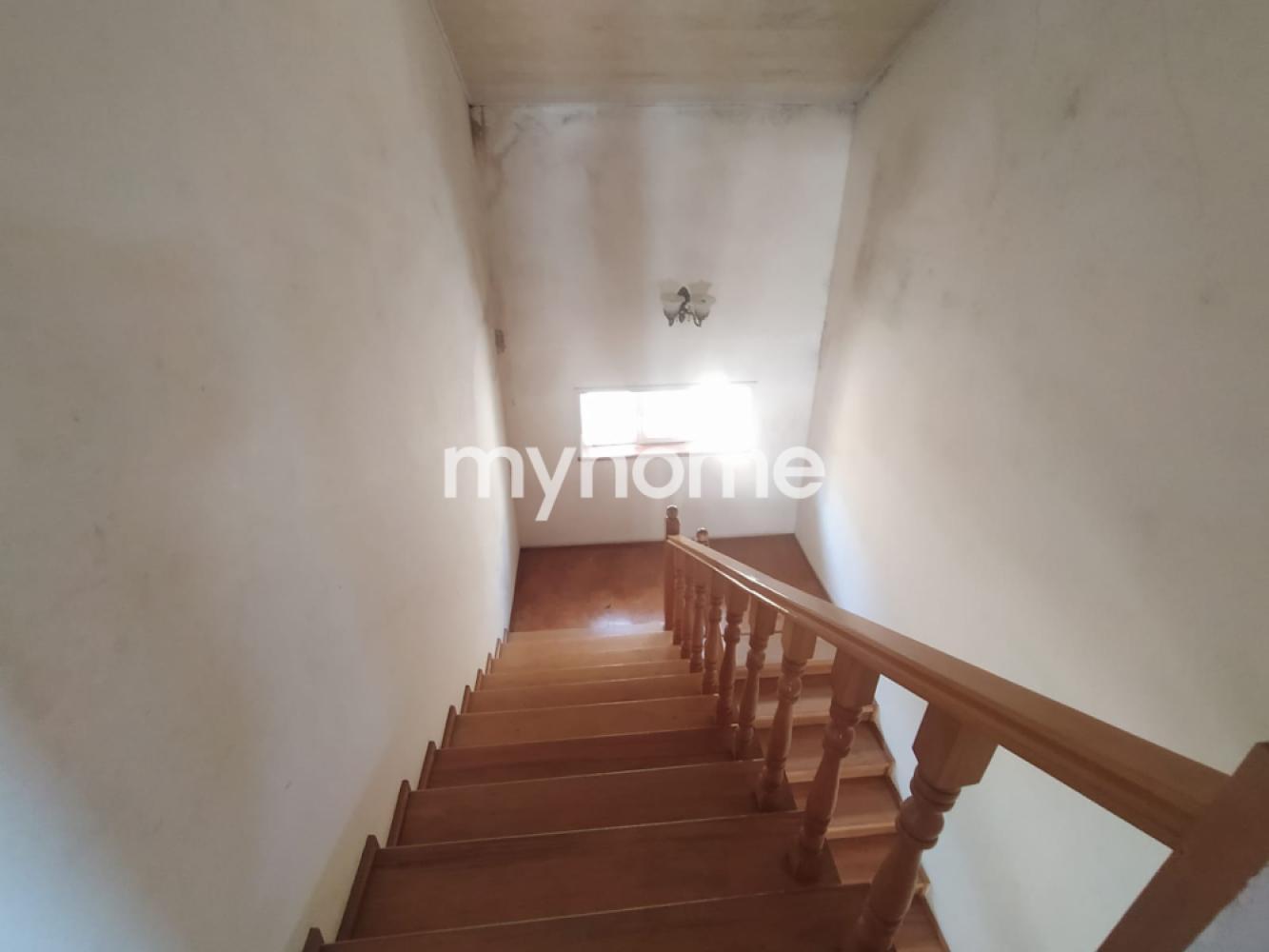 Bakıxanov qəsəbəsində 495m² həyət evi satılır Bakıxanov qəsəbəsində 495m² həyət evi satılır