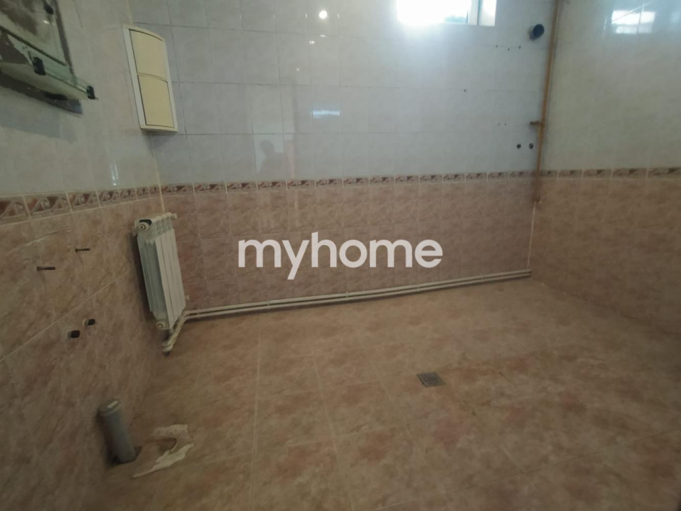 Bakıxanov qəsəbəsində 495m² həyət evi satılır Bakıxanov qəsəbəsində 495m² həyət evi satılır
