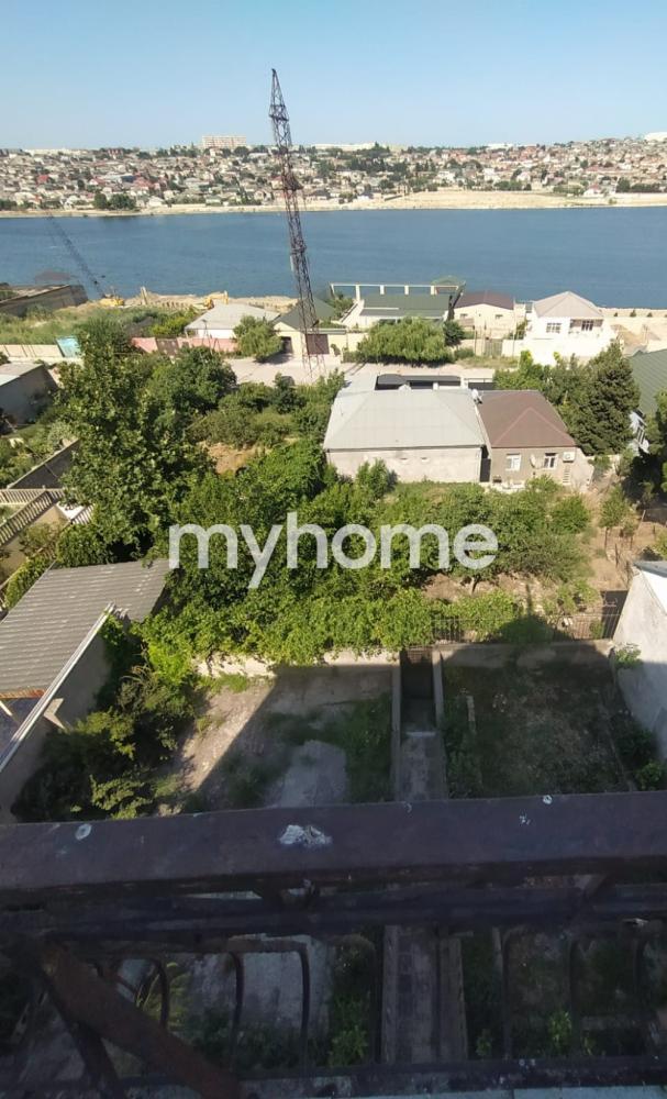 Bakıxanov qəsəbəsində 495m² həyət evi satılır Bakıxanov qəsəbəsində 495m² həyət evi satılır