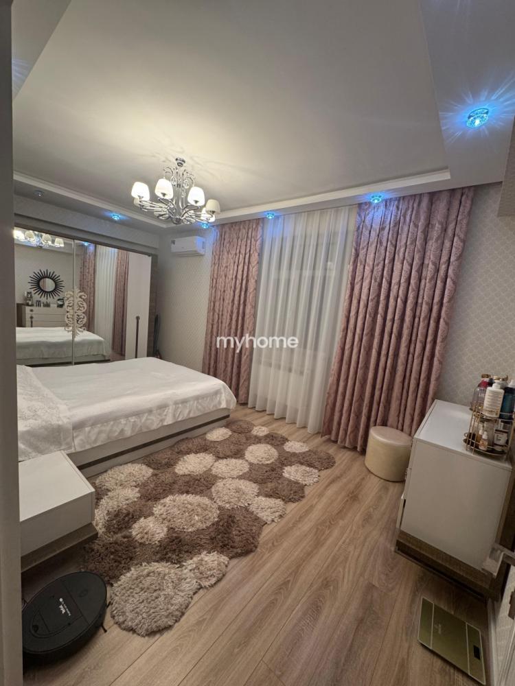 Masazır qəsəbəsi 93m² mənzil satılır