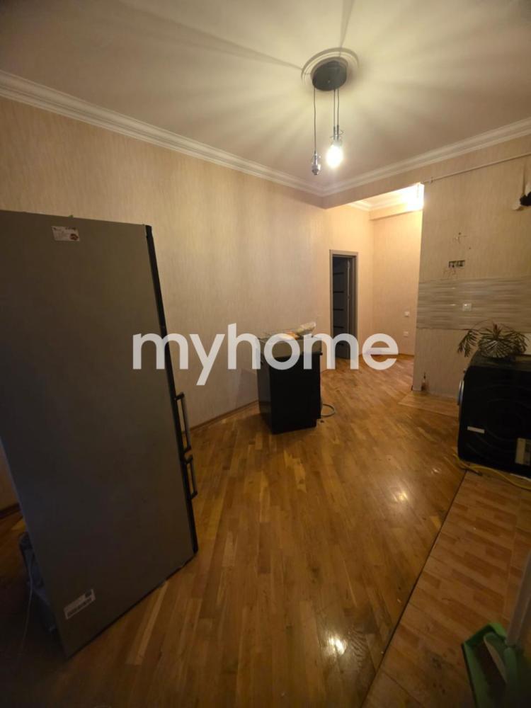 Masazır qəsəbəsi 70m² mənzil satılır
