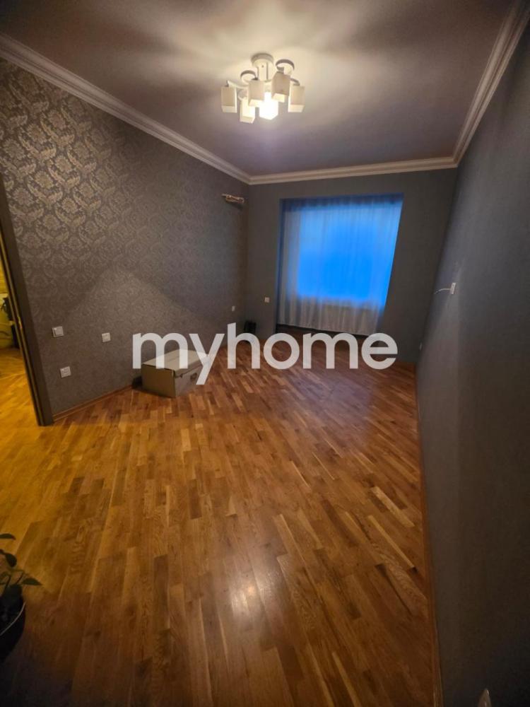 Masazır qəsəbəsi 70m² mənzil satılır